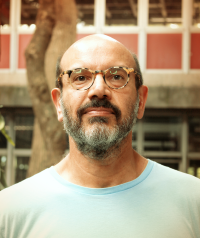 Foto do docente Leopoldo Garcia Pinto Waizbort, do Departamento de Sociologia da Faculdade de Filosofia, Letras e Ciências Humanas (FFLCH) da USP